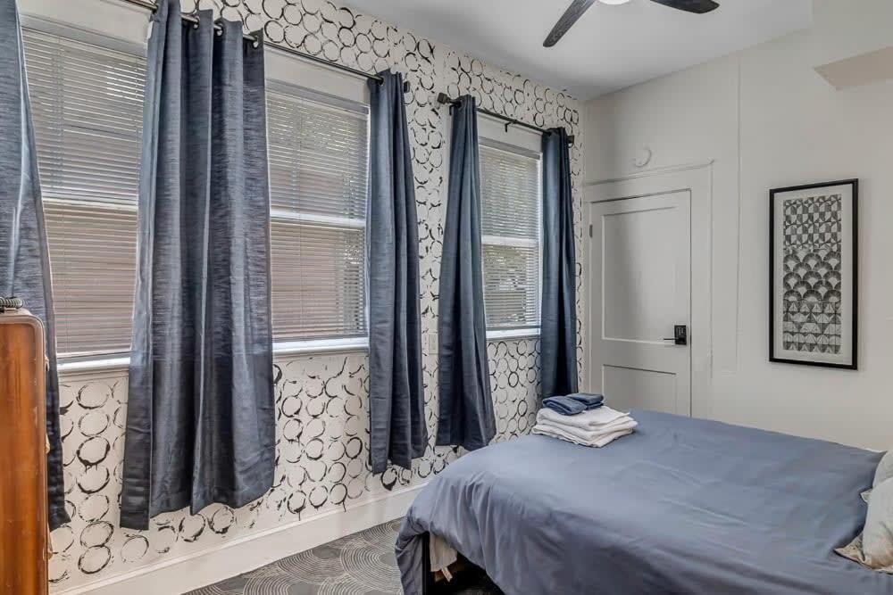 Contemporary Apartment - 5 Min To Tiaa Bank Field! Jacksonville Luaran gambar