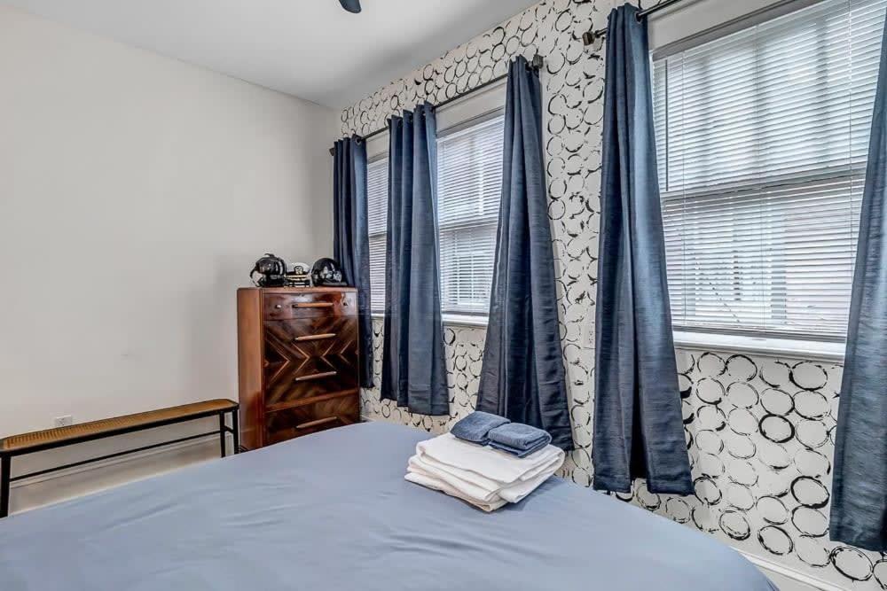 Contemporary Apartment - 5 Min To Tiaa Bank Field! Jacksonville Luaran gambar